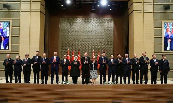 Kabinede Hazine ve Maliye Bakanlığı görevine getirilen Berat Albayrak'ın ilk uluslararası mesaisi-1