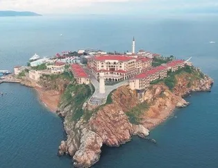 Demokrasi şehitlerine vefa!