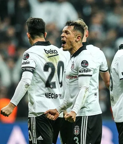 Beşiktaş ve Trabzonspor Vodafone Park'ta kozlarını paylaşacak!-2