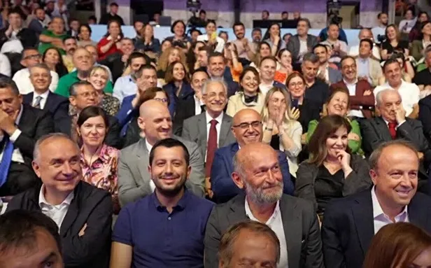 imamoglu-yildiracagim-dedi-kilicdarogluna-acik-acik-meydan-okudu-toplumda-bir-karsiligin-kalmadi-birak-su-kolt-1687550911815.jpeg İmamoğlu "yıldıracağım" dedi, Kılıçdaroğlu'na açık açık meydan okudu! "Toplumda bir karşılığın kalmadı bırak şu koltuğu" mesajı-6