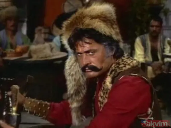 Yeşilçam'ın efsanesi Cüneyt Arkın için çok özel paylaşım! Kuruluş Osman'daki set arkası görüntüleri duygulandırdı... - 36