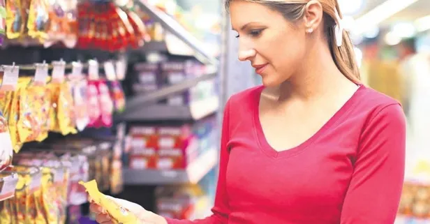 Çam fıstığının kilosu 1.000 liraya kadar çıkınca, fırsatçılar harekete geçti: 20 TL'lik fıstık ile kandırıyorlar