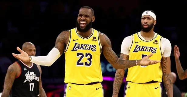 LeBron James'in üstün performansı derbide galibiyeti getirdi