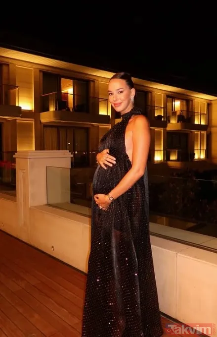 Mark Başoglu ile evlenen Sima Tarkan'dan hamilelik pozları: Nişan töreninden kareler gündemde - 7