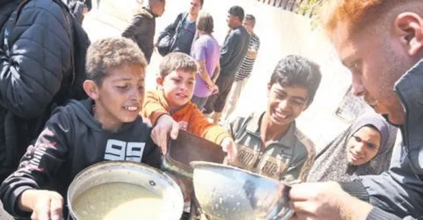 Filistin'de bir tas çorbanın mutluluğu