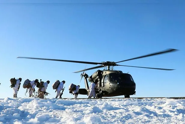 SON DAKİKA: Siirt kırsalında terör örgütü PKK'ya darbe: Teröristlere ait silah ve mühimmat ele geçirildi-1