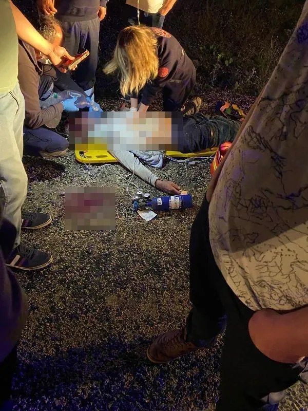 Bursa'da feci kaza! Kamyonet ile çarpışan otomobilin sürücüsü hayatını kaybetti-2