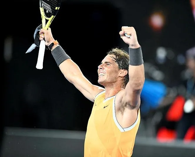 Tsitsipas’ı yenen Nadal adını finale yazdırdı