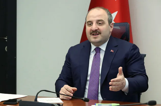 Son dakika:  Sanayi ve Teknoloji Bakanı Mustafa Varank açıkladı: Yerli solunum cihazında tarih belli oldu