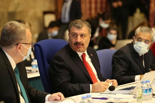 Sağlık Bakanı Fahrettin Koca o illere vurgu yaptı! Koronavirüs kısıtlamaları sonuç veriyor... İşte İzmir Hatay Adana Samsun'da son durum-3