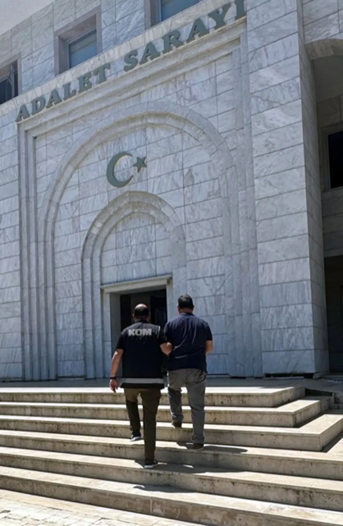 FETÖ hükümlüsü Muğla'da yakalandı: 6 yıl 3 ay kesinleşmiş hapis cezası var!-1