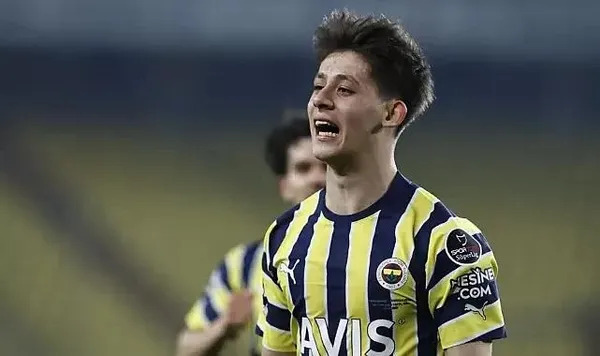 avrupa-basinindan-18lik-yildizimiz-arda-guler-icin-ovgu-dolu-sozler-mucevher-bebek-1687297794336.jpeg Avrupa basınından 18'lik yıldızımız Arda Güler için övgü dolu sözler: Mücevher bebek!-6