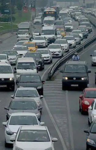 Trafik sigortasında iki önemli değişiklik! Araç sahiplerine müjde