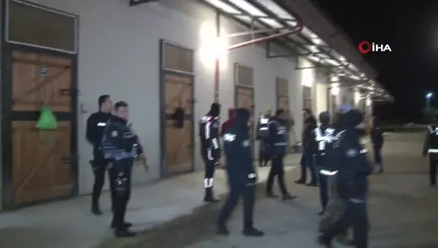 Adana Hipodromunda hava destekli dev operasyon! 751 polis katıldı