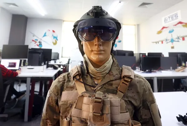 yerli-ve-milli-savunma-sanayiine-bir-imza-daha-turk-tanklarina-zirh-otesi-gorus-geliyor-1664790856697.jpg Yerli ve milli savunma sanayiine bir imza daha! Türk tanklarına zırh ötesi görüş geliyor-6