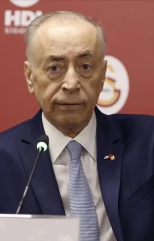 Son dakika: Galatasaray'da ibra şoku!