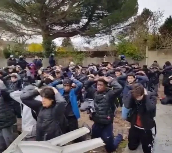 Fransa'da lise öğrencileri gözaltına alındı-1