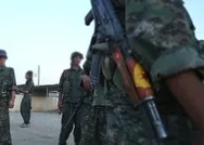 Son dakika: ABD ve Fransa, Suriyede YPG/PKKlı teröristlere silahlı eğitim vermeyi sürdürüyor