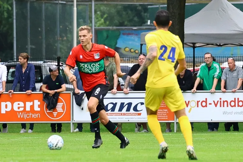 galatasarayda-kiralik-belirsizligi-o-oyuncularin-gelecegi-okan-buruku-dusunduruyor-1715705068885.jpeg Galatasaray'da kiralık belirsizliği! O oyuncuların geleceği Okan Buruk'u düşündürüyor-5