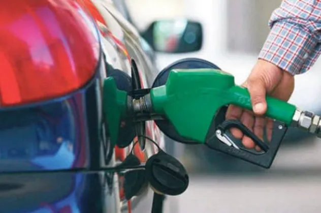 Benzine bir indirim daha geldi