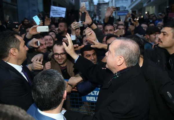 Cumhurbaşkanı Erdoğan, Sultanbeyli Belediyesini ziyaret etti-10