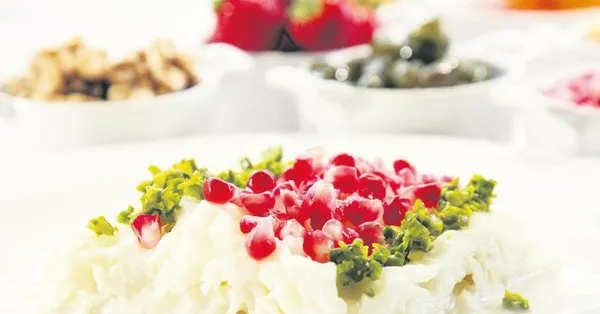 Osmanli Dan Gunumuze Ramazan In Bas Taci Gullac Takvim