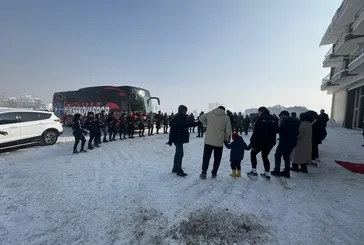 Başkan Erdoğan'dan Yüksekovaspor'a otobüs hediyesi!