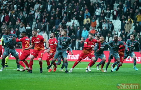 Beşiktaş taraftarını çıldırtan performans! Michy Batshuayi hedef oldu - 18