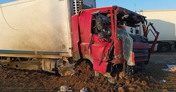 İşte İran'da İsrail füzesiyle vurulan Türk TIR'ı! Hayatını kaybeden Hataylı şoförün babası görüntüledi