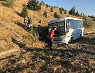 Ankara’da yolcu otobüsü personel minibüsüne çarptı