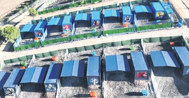 CHP'li Balıkesir Belediye'sinde deprem konteynerları hayvan barınağında çıktı