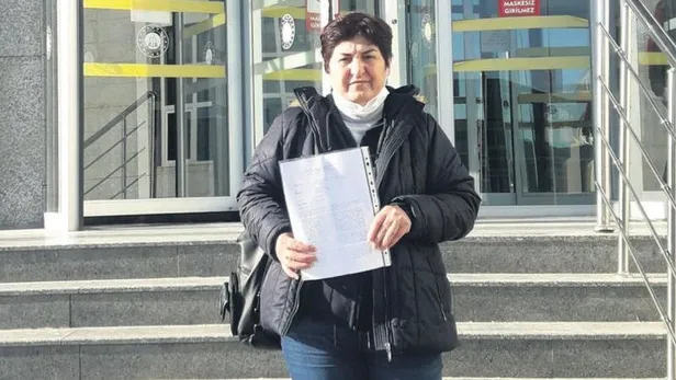 chpnin-ustunu-ortmeye-calistigi-derince-teskilatinin-taciz-skandali-buyuyor-10-magdur-kadin-daha-var-1647222809395.jpeg CHP'nin üstünü örtmeye çalıştığı Derince teşkilatının taciz skandalı büyüyor! 10 mağdur kadın daha var-2