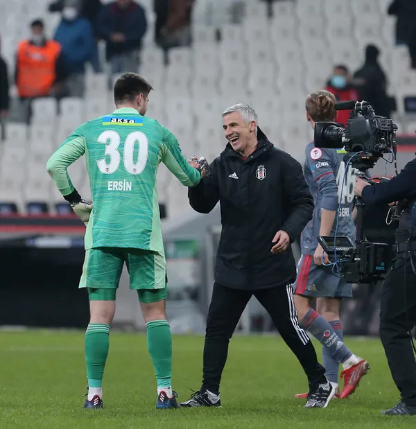 ajaxta-hedef-besiktastan-ersin-ikinci-turk-olacak-1661700649545.jpg Ajax'ta hedef Beşiktaş'tan Ersin! İkinci Türk olacak-4