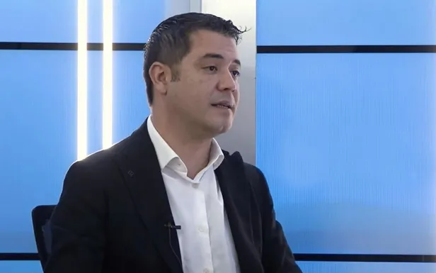 CHP’li İBB Sözcüsü Murat Ongun kendini böyle savundu! Cenevre’de değildim, faturayı halka açıklamayacağım