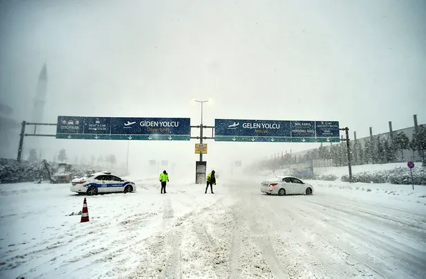 24-ocak-25-ocak-istanbul-metro-calisma-saatleri-istanbul-metro-saatleri-uzatildi-mi-metro-seferleri-ne-zaman-b-1643049845679.jpg İstanbul metro saatleri uzatıldı mı? 25 Ocak İstanbul metro çalışma saatleri! Metro seferleri ne zaman bitecek?-3