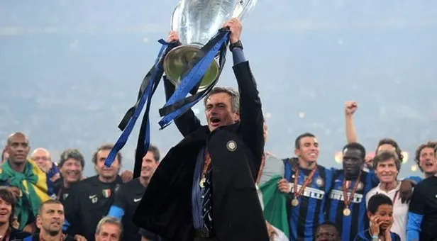 Sevmeyeni çok olsa da doğuştan teknik direktör: Jose Mourinho-5