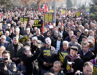 Kayseri'de Başbakan'a büyük destek