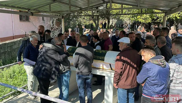 SON DAKİKA: Amasra Bartın'da maden faciasında hayatlarını kaybeden işçiler son yolculuğuna uğurlanıyor - 47