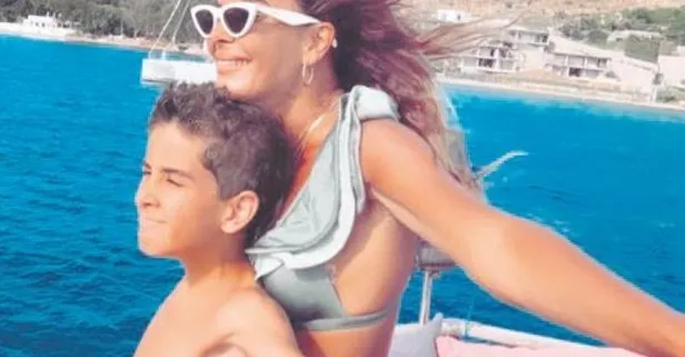 Özlem Yıldız’dan Titanic pozu