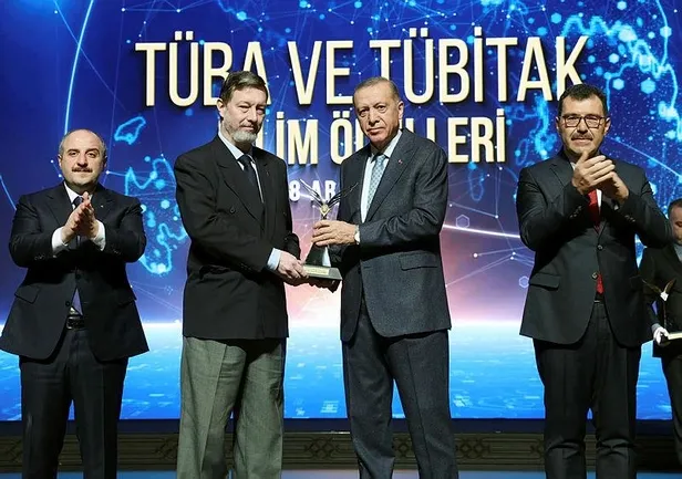 Başkan Erdoğan'dan TÜBİTAK ve TÜBA Ödülleri töreninde önemli açıklamalar-6