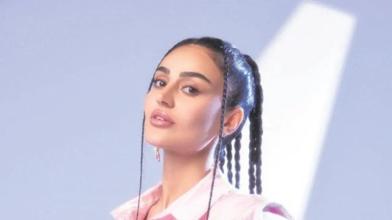 Elif Buse Doğan, yeni şarkısı Bitti ile müzik listelerinde iddialı bir çıkış yapmaya hazırlanıyor