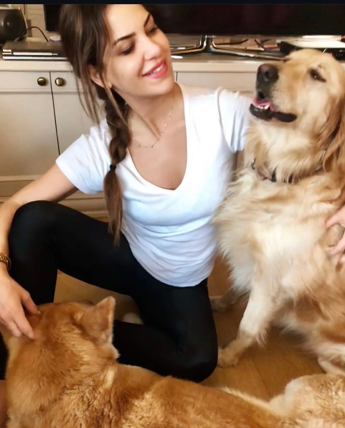 Anne-kızın ilk karesi! Yeşilçam’ın Sultan’ı Türkan Şoray kızı Yağmur Ünal’ın doğum gününü o özel fotoğrafla kutladı - 7