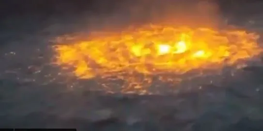 meksika-korfezinde-sualti-petrol-boru-hattinda-patladi-1625265649875.jpg Meksika Körfezi’nde sualtı petrol boru hattı patladı!-1