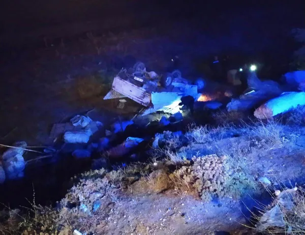 sakarya-sapancada-otomobil-dere-yatagina-dustu-surucu-oldu-1632722886876.jpg Sakarya Sapanca'da otomobil dere yatağına düştü sürücü öldü-3