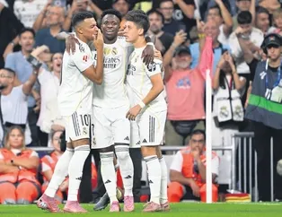 Manşetlerde Arda Güler var