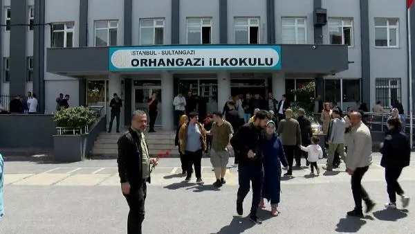 Sultangazi'de 1096 nolu sandıkta oy pusulalarında Muharrem İnce'ye çarpı işareti konuldu!-5