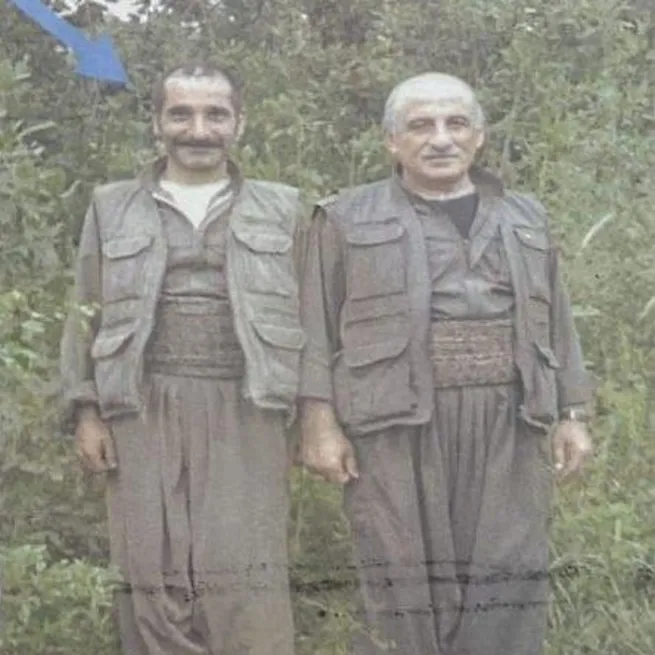 PKKlı teröristbaşı Duran Kalkanın yakın koruması yakalandı! Çantasında Atartürkü kullandı...