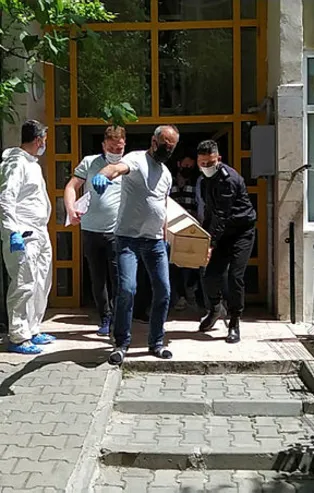 Annesinin kafasını satırla kesip tencereye koymuştu! Küçükçekmece'deki kan donduran vahşette yeni detay