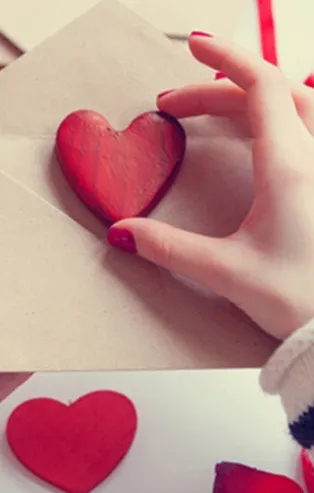 Eşe, sevgiliye en güzel, özel, anlamlı Sevgililer Günü hediyeleri… 14 Şubat Sevgililer Günü hediye seçenekleri 2022 neler?