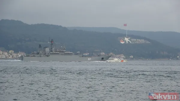 Rus savaş gemileri Karadeniz'e doğru yolda! Çanakkale Boğazı'nı çıktılar - 13